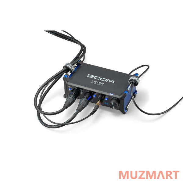 	Zoom UAC-232 Аудиоинтерфейс